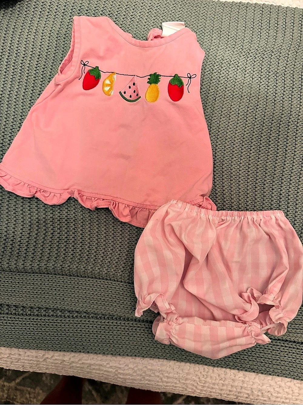 Statchy Fish Baby Pink Fruit Top & Bloomers Size 12M Like New